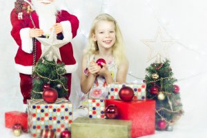 Special “Mini Christmas” Photo Sessions for Kids!