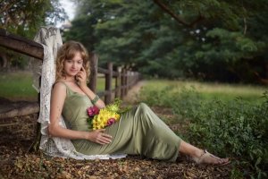 Darwin local portrait photographer | Beautiful Elena